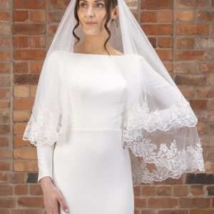 Vintage Lace Veil with Scalloped Edge